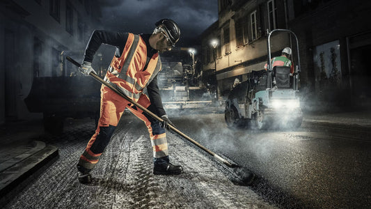 HOW TO CHOOSE THE RIGHT SAFETY SHOES FOR YOUR JOB